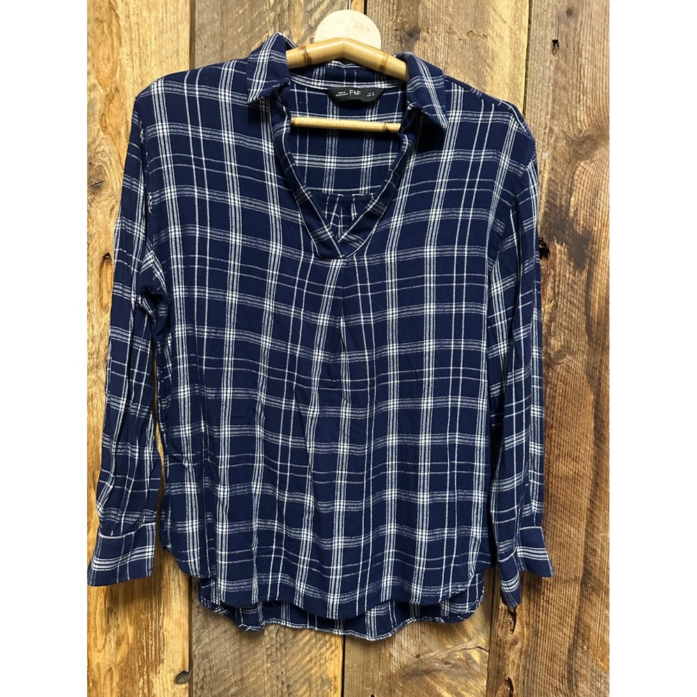F&F Women's Blue Plaid Button Down Size M Farmgirl Countrygirl Mountain
Mama